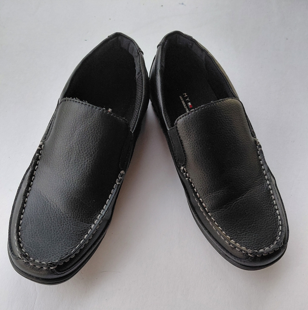 Tommy Hilfiger Mens Black Slip On Dress Shoes Size 8.5